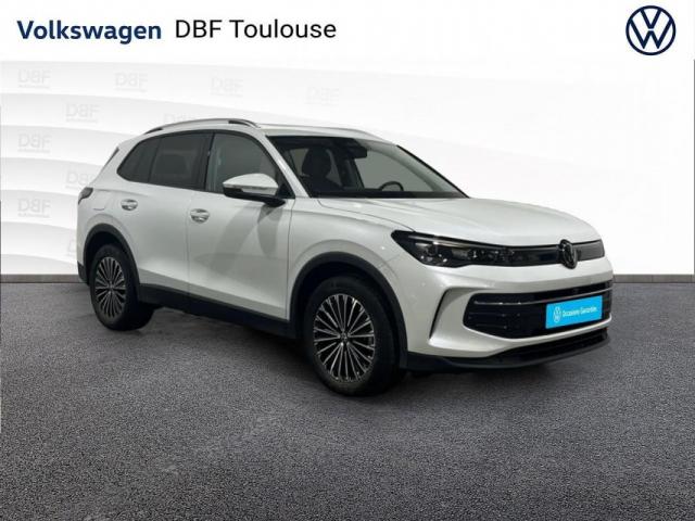 Volkswagen Tiguan image 8