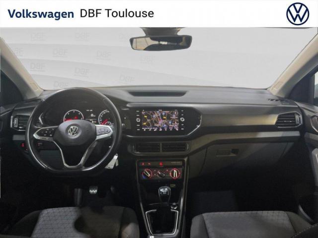 Volkswagen T-Cross image 2