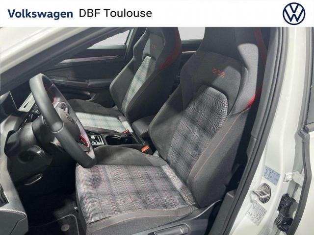 Volkswagen Golf image 2