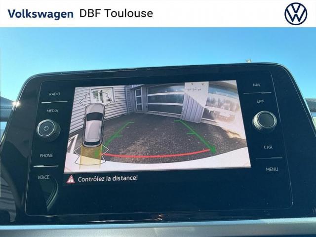 Volkswagen T-Roc image 8