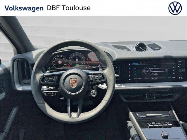 Porsche Cayenne image 1