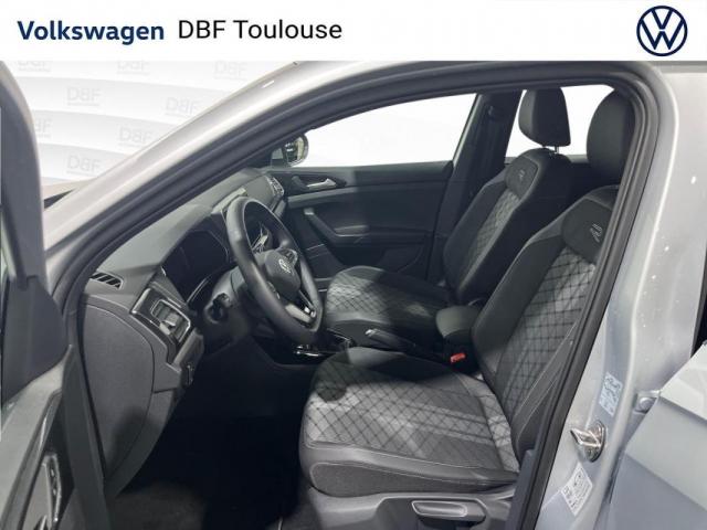 Volkswagen T-Cross image 2