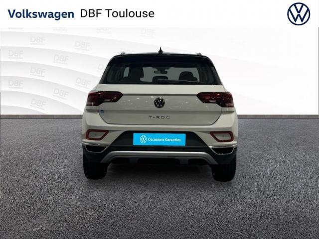 Volkswagen T-Roc image 6