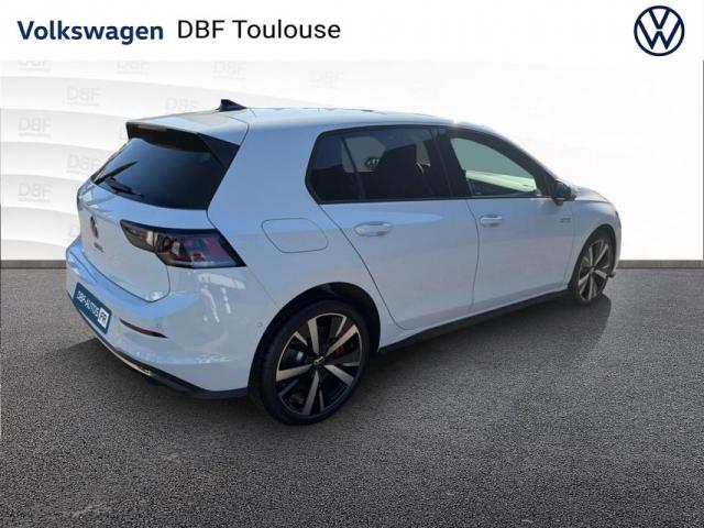 Volkswagen Golf image 8