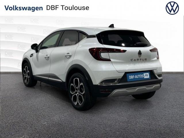 Renault Captur image 2
