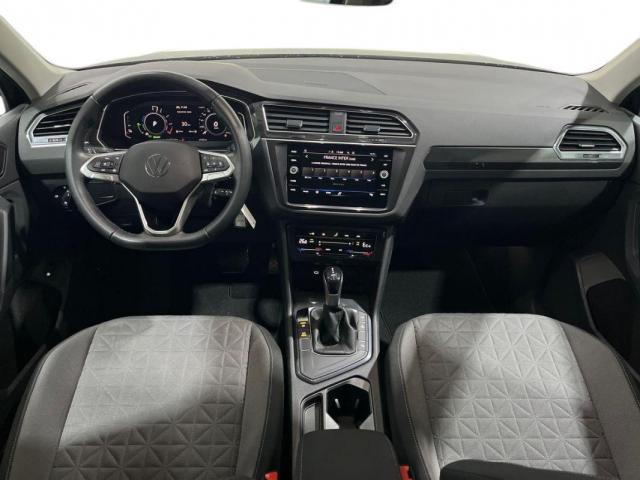 Volkswagen Tiguan image 9
