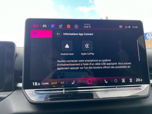 Volkswagen T-Roc image 8