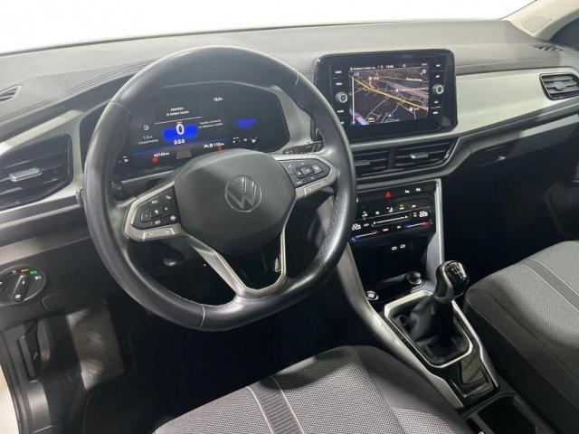 Volkswagen T-Roc image 2