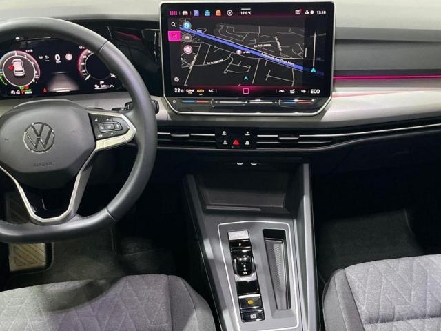 Volkswagen Golf image 4