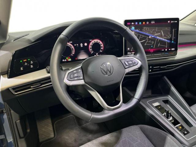 Volkswagen Golf image 3