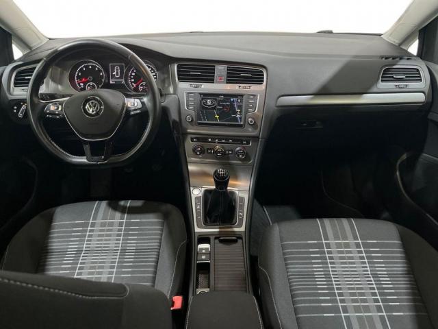 Volkswagen Golf image 3