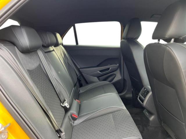 Volkswagen T-Roc image 8