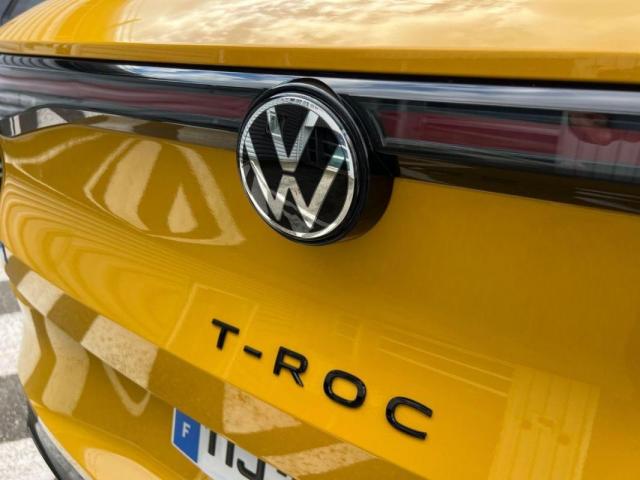 Volkswagen T-Roc image 2