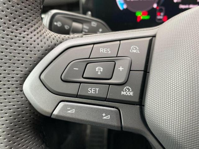 Volkswagen T-Roc image 3