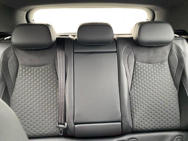 Volkswagen T-Roc image 9