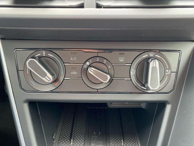 Volkswagen Polo image 8