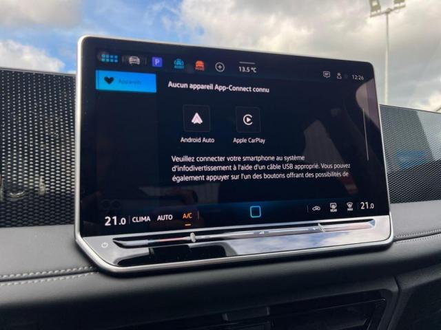 Volkswagen Tiguan image 8