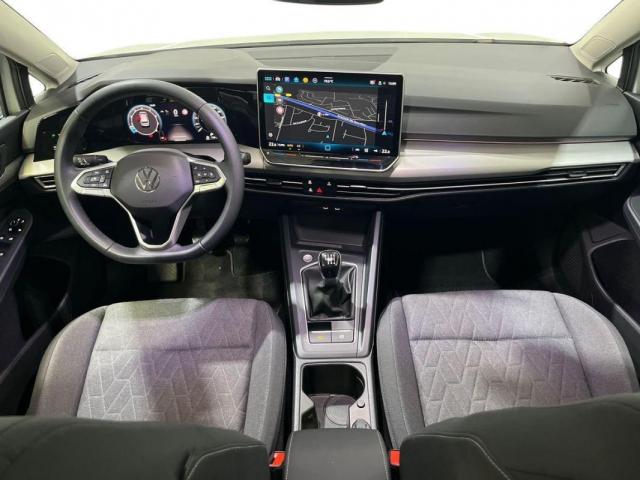 Volkswagen Golf image 1