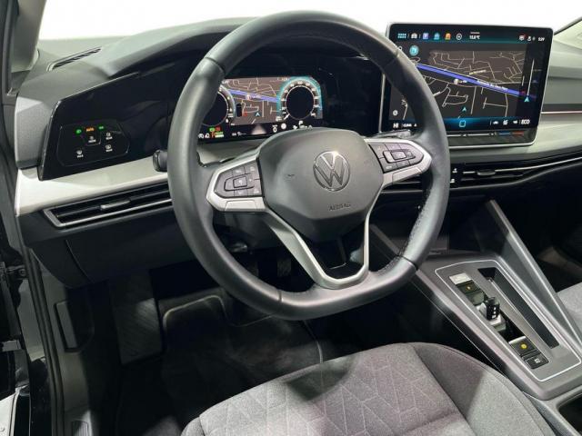 Volkswagen Golf image 9