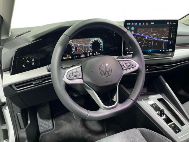 Volkswagen Golf image 1