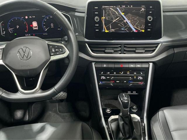Volkswagen T-Roc image 3