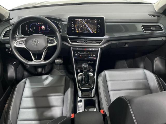 Volkswagen T-Roc image 9