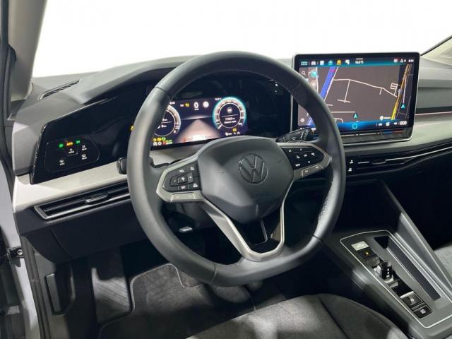 Volkswagen Golf image 2