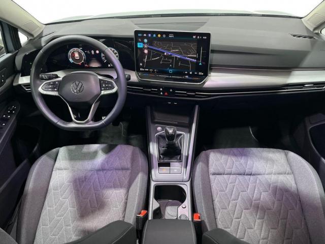 Volkswagen Golf image 5