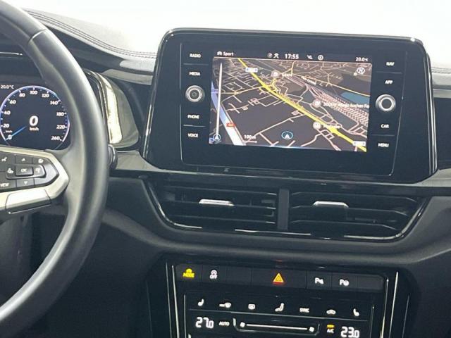 Volkswagen T-Roc image 9