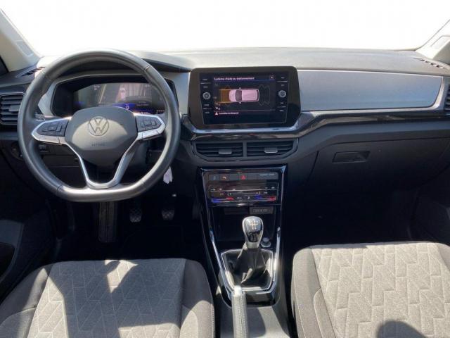 Volkswagen T-Cross image 3