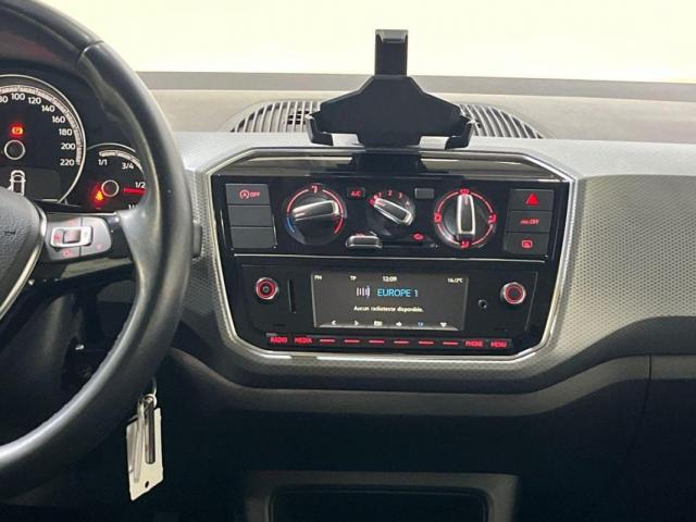 Volkswagen Up! image 3