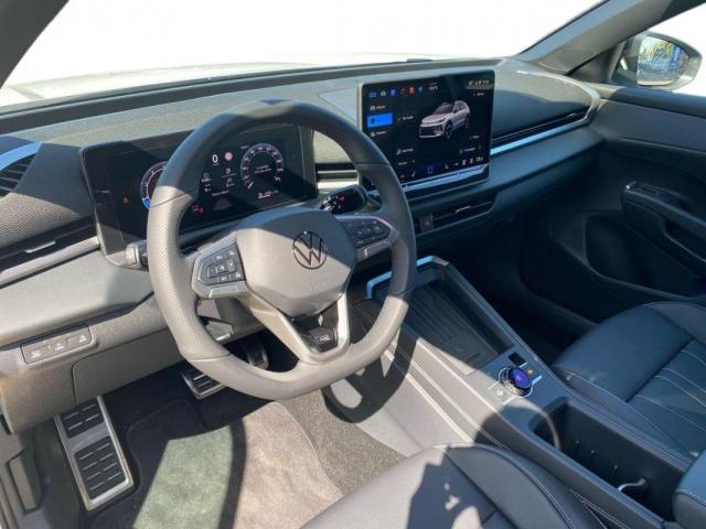 Volkswagen T-Roc image 9