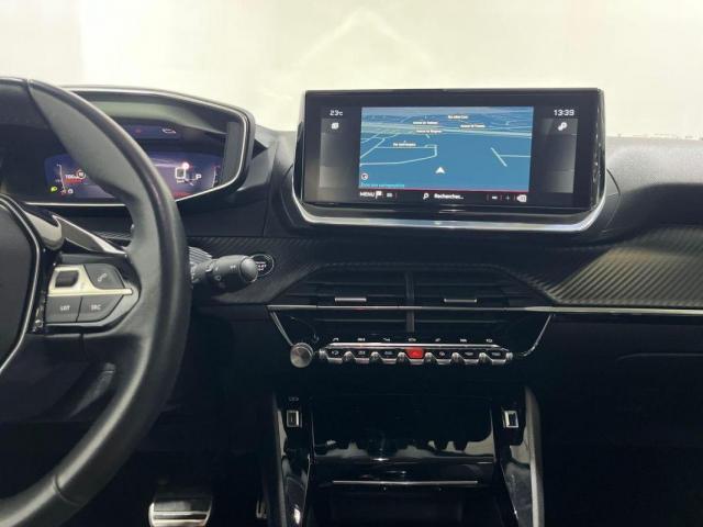 Peugeot 2008 image 8