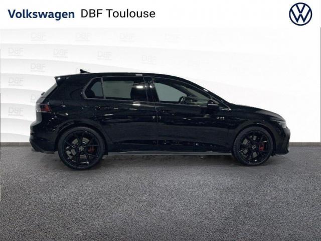 Volkswagen Golf image 9