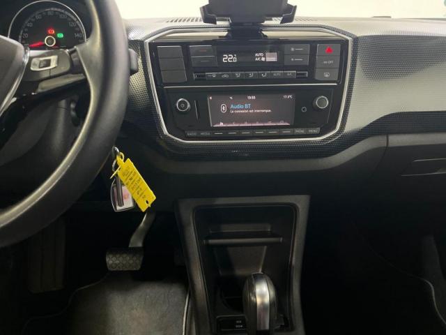 Volkswagen E-Up! image 7