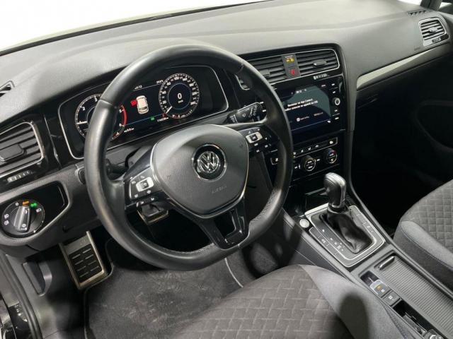 Volkswagen Golf image 2