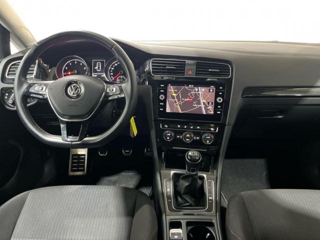 Volkswagen Golf image 7