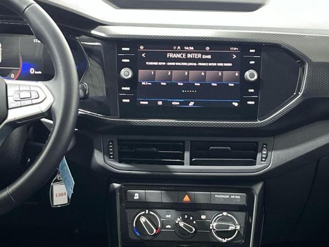 Volkswagen T-Cross image 2