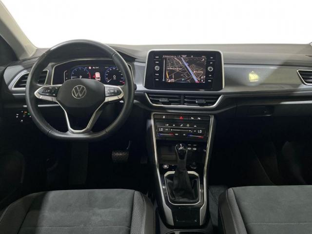 Volkswagen T-Roc image 6