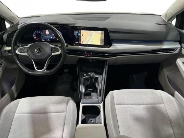 Volkswagen Golf image 9