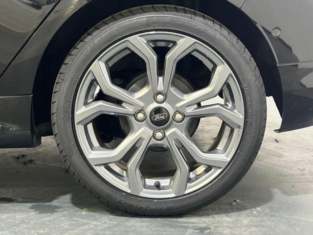 Ford Fiesta image 5