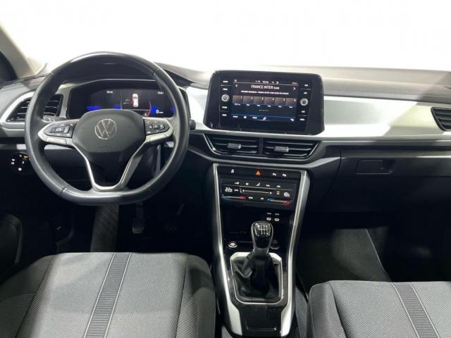 Volkswagen T-Roc image 5