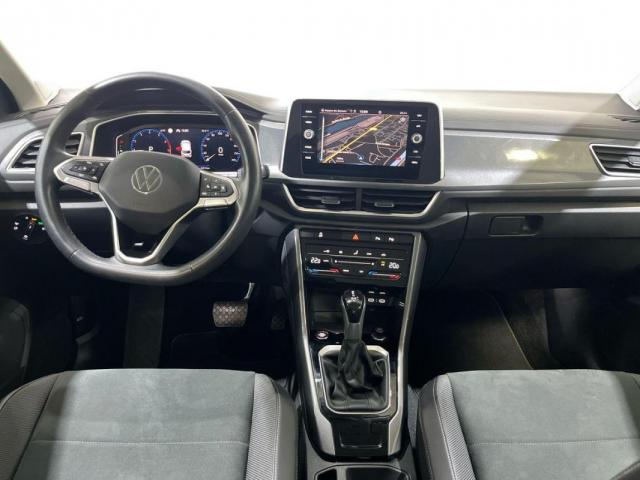 Volkswagen T-Roc image 7