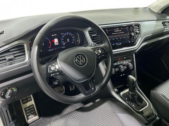 Volkswagen T-Roc image 5