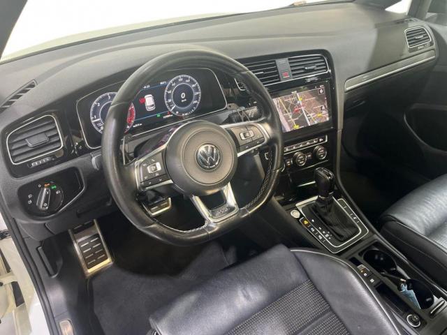 Volkswagen Golf image 2