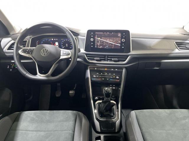Volkswagen T-Roc image 6