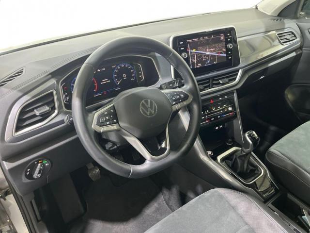 Volkswagen T-Roc image 9