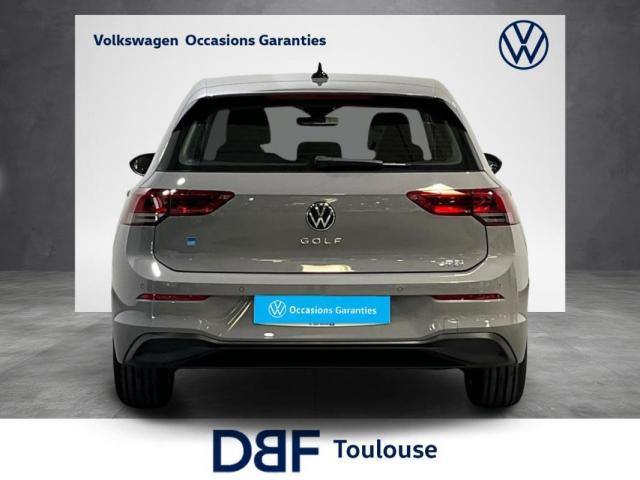 Volkswagen Golf image 8
