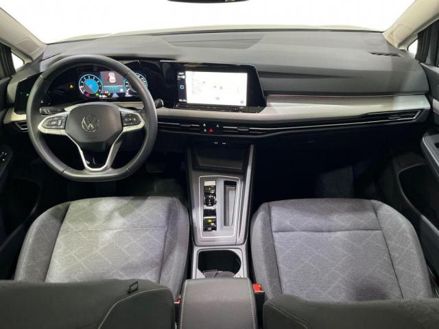 Volkswagen Golf image 1