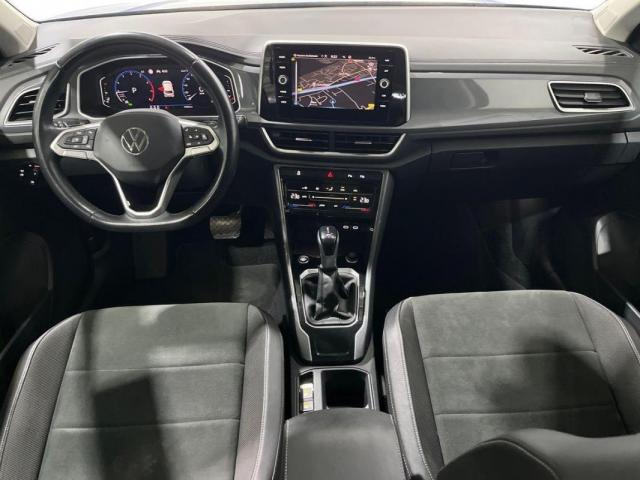 Volkswagen T-Roc image 6